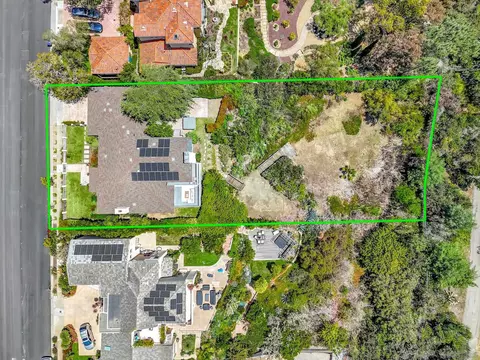 View/Area - 1211 W Muirlands Dr, La Jolla, CA 92037 photo 9 of 11
