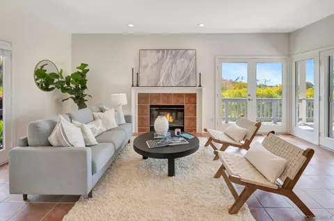 Living - 1211 W Muirlands Dr, La Jolla, CA 92037 photo 4 of 5