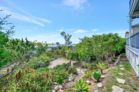Exterior - 1211 W Muirlands Dr, La Jolla, CA 92037 photo 7 of 9