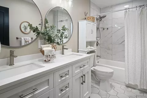 Bath - 2556 S Cimarron Ter, Escondido, CA 92029 photo 2 of 2