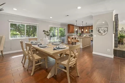Dining - 2556 S Cimarron Ter, Escondido, CA 92029 photo 1 of 2