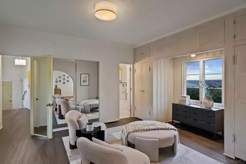 Bedroom - 7520 Hillside Dr, La Jolla, CA 92037 photo 1 of 6