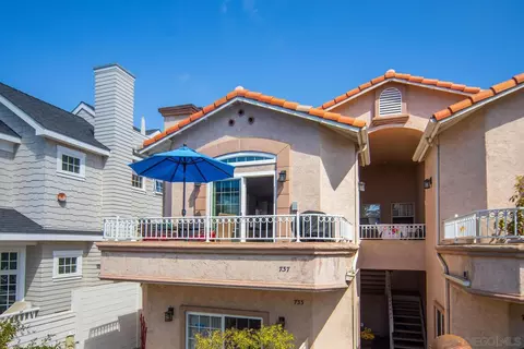 737 G Ave, Coronado, CA 92118 photo 3