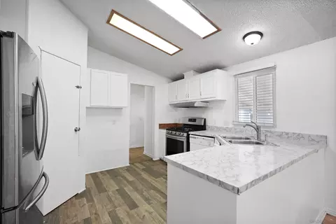 Kitchen - 80 E Dawes St #127, Perris, CA 92571 photo 1 of 5