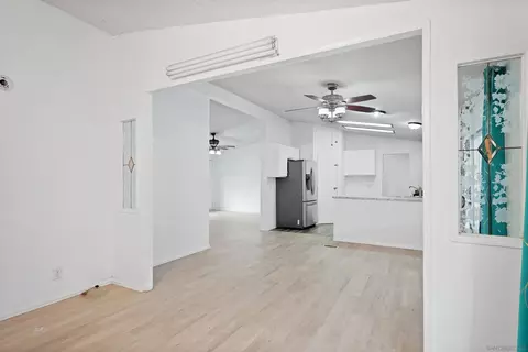 Living - 80 E Dawes St #127, Perris, CA 92571 photo 6 of 7