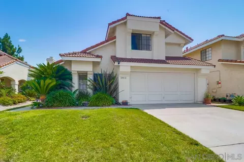 2012 Crosscreek Rd, Chula Vista, CA 91913