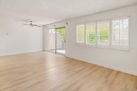 Living - 4870 Clearview Way, La Mesa, CA 91942 photo 9 of 14
