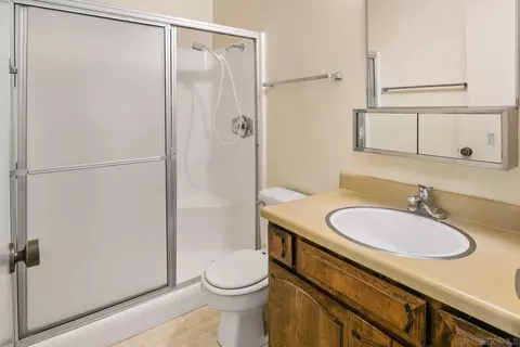 Bath - 4870 Clearview Way, La Mesa, CA 91942 photo 2 of 4