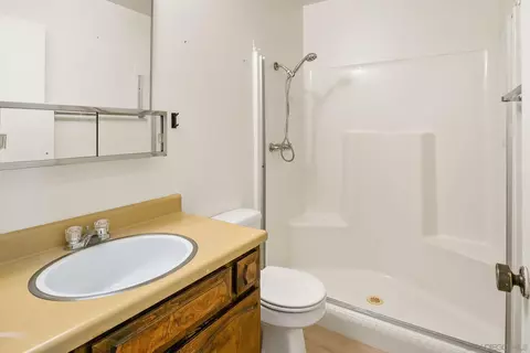 Bath - 4870 Clearview Way, La Mesa, CA 91942 photo 4 of 4