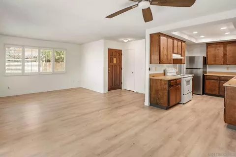 Living - 4870 Clearview Way, La Mesa, CA 91942 photo 13 of 14