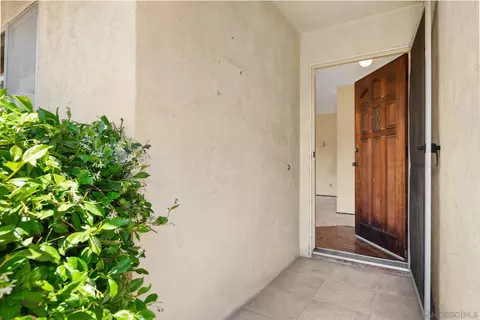 Entry Way - 4870 Clearview Way, La Mesa, CA 91942 photo 2 of 3