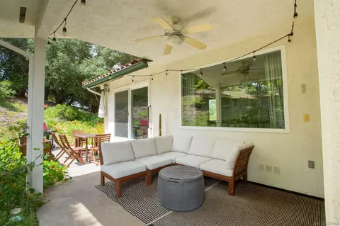 28628 Mountain Meadow Rd, Escondido, CA 92026 photo 22