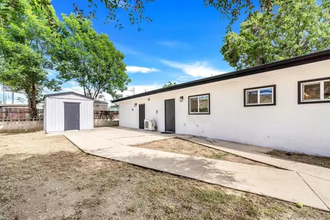 Exterior - 12244 Lakeshore Dr, Lakeside, CA 92040 photo 5 of 7