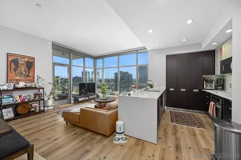 575 6th Ave #1802, San Diego, CA 92101