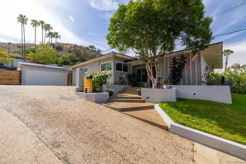 Exterior - 3859 Mount Rubidoux Dr, Riverside, CA 92501 photo 2 of 17