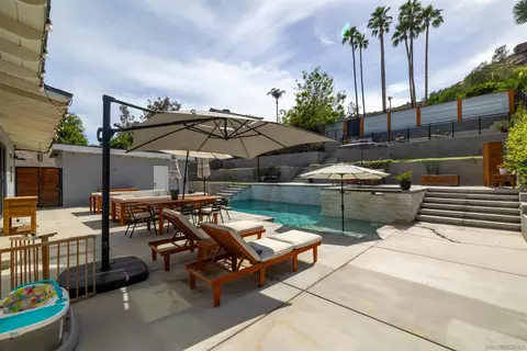 Exterior - 3859 Mount Rubidoux Dr, Riverside, CA 92501 photo 8 of 17