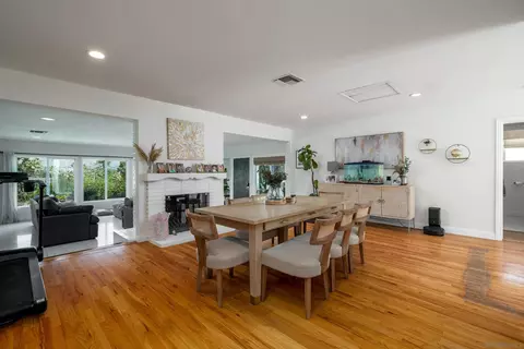 Dining - 3859 Mount Rubidoux Dr, Riverside, CA 92501 photo 3 of 3