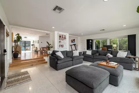 Living - 3859 Mount Rubidoux Dr, Riverside, CA 92501 photo 3 of 3