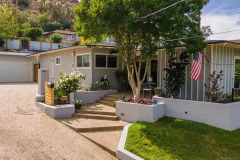 Exterior - 3859 Mount Rubidoux Dr, Riverside, CA 92501 photo 17 of 17