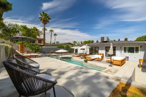 Exterior - 3859 Mount Rubidoux Dr, Riverside, CA 92501 photo 12 of 17
