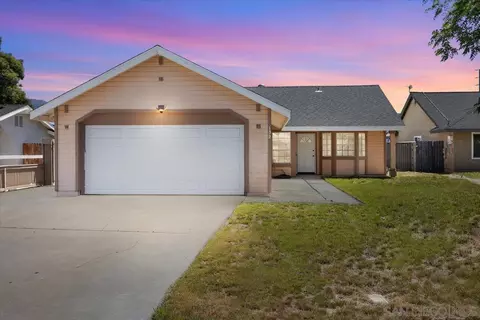 132 Zolder St, Hemet, CA 92544