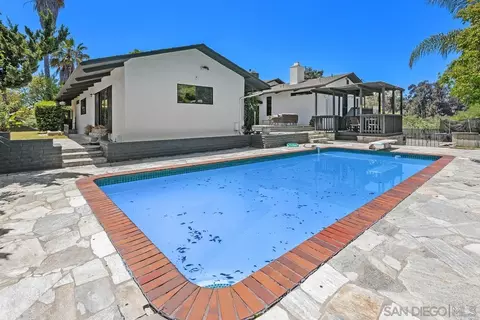 Exterior - 1540 E Chase Ave, El Cajon, CA 92020 photo 5 of 11