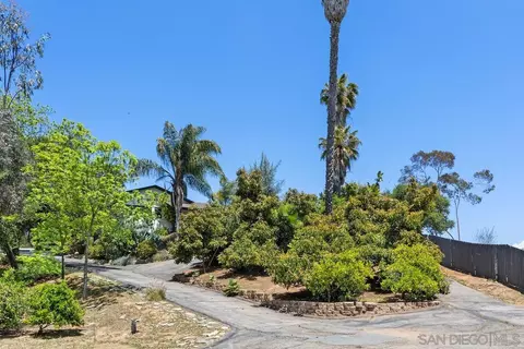 Exterior - 1540 E Chase Ave, El Cajon, CA 92020 photo 11 of 11