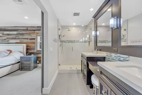 Bath - 12845 Golden Way, Poway, CA 92064 photo 2 of 5