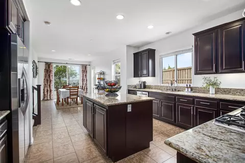 Kitchen - 1082 Straightaway Ct, Oceanside, CA 92057 photo 2 of 4