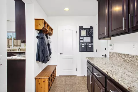 Entry Way - 1082 Straightaway Ct, Oceanside, CA 92057 photo 1 of 2