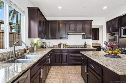 Kitchen - 1082 Straightaway Ct, Oceanside, CA 92057 photo 4 of 4