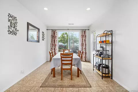 Dining - 1082 Straightaway Ct, Oceanside, CA 92057 photo 2 of 2