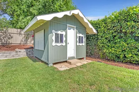 1600 Folkestone St, Spring Valley, CA 91977 photo 38