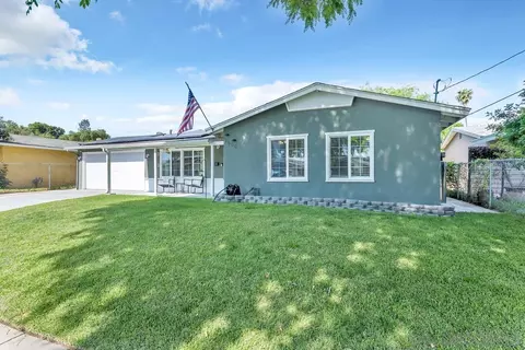 1600 Folkestone St, Spring Valley, CA 91977 photo 4