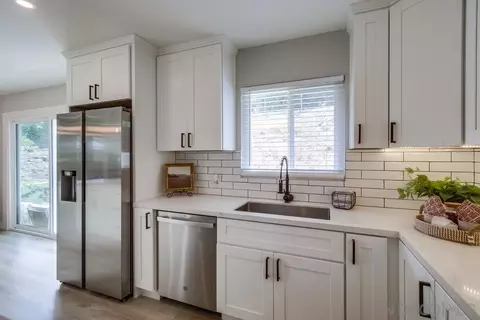 Kitchen - 6020 Amaya Dr, La Mesa, CA 91942 photo 4 of 4