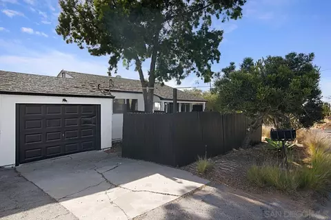 2610 Helix St, Spring Valley, CA 91977