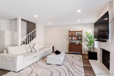 3731 Caminito Carmel Lndg, San Diego, CA 92130