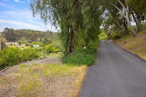 Exterior - 12759 Claire Dr, Poway, CA 92064 photo 10 of 14