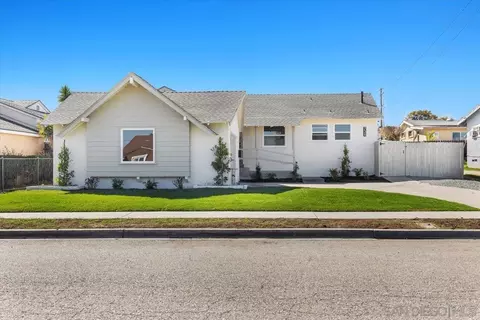 734 Pyramid St, San Diego, CA 92114