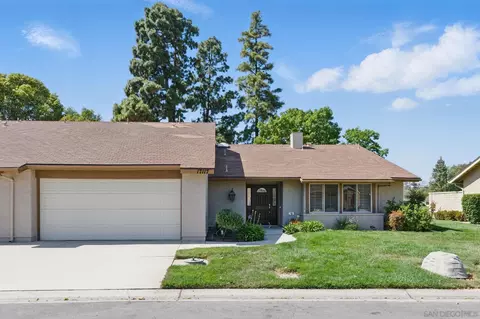 17117 Village 17, Camarillo, CA 93012
