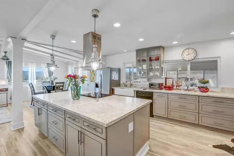 1175 La Moree Rd #SPC 84, San Marcos, CA 92078