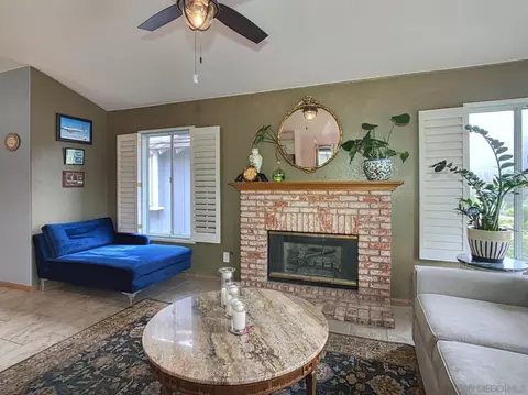 2863 Blackbush Ln, El Cajon, CA 92019 photo 3