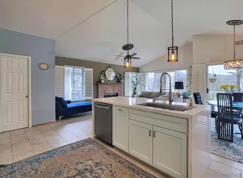 2863 Blackbush Ln, El Cajon, CA 92019 photo 12