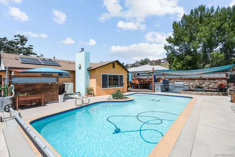 3879 Capitol St, La Mesa, CA 91941 photo 7