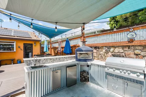 3879 Capitol St, La Mesa, CA 91941 photo 10