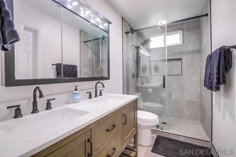 Bath - 9985 Delia Ln, Santee, CA 92071 photo 1 of 2