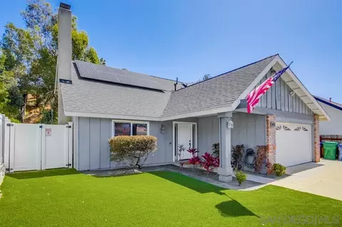 9985 Delia Ln, Santee, CA 92071