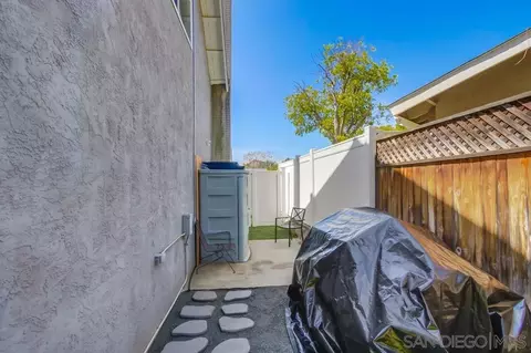 Exterior - 9985 Delia Ln, Santee, CA 92071 photo 10 of 11