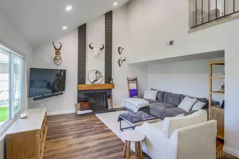 Living - 9985 Delia Ln, Santee, CA 92071 photo 1 of 2