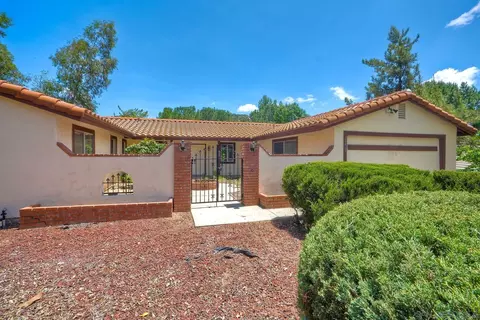 24463 Del Amo Rd, Ramona, CA 92065 photo 2